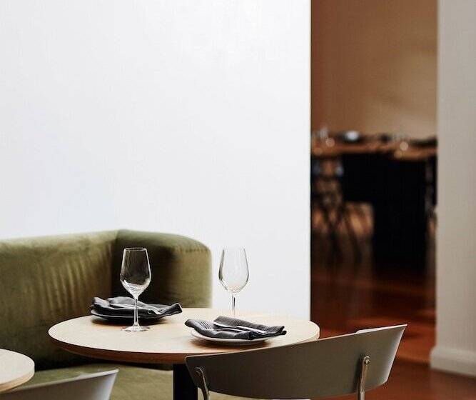 ホテル The Prince