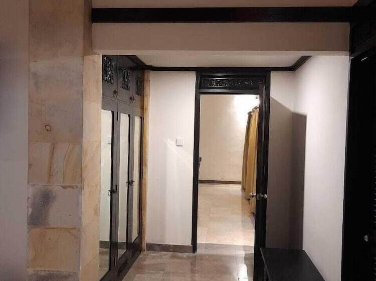 酒店 The Royal Beach Seminyak Bali