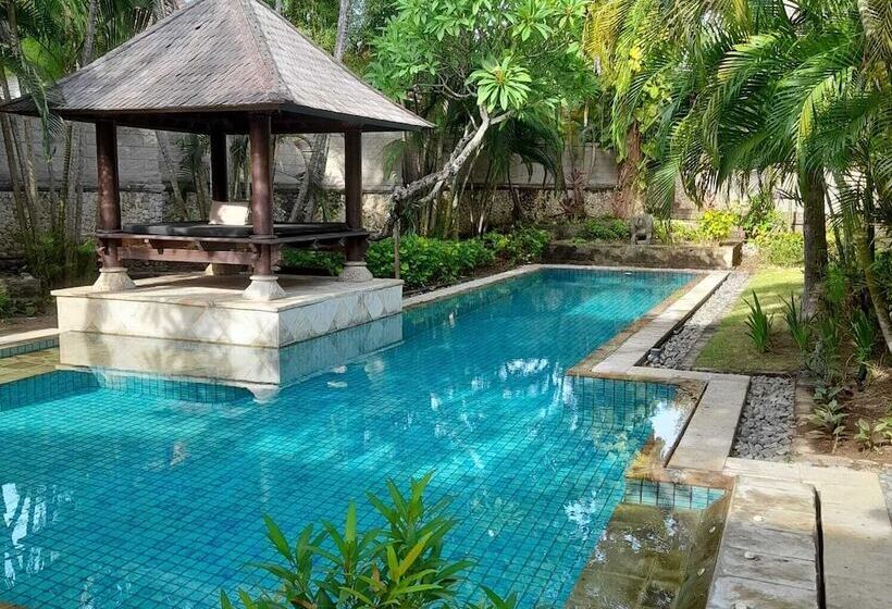 酒店 The Royal Beach Seminyak Bali