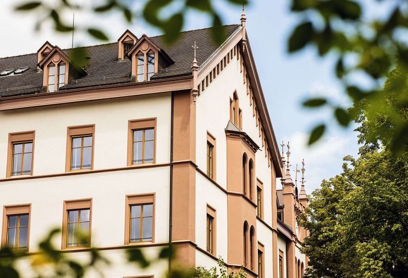 Odelya Hotel & Naturgarten Basel City