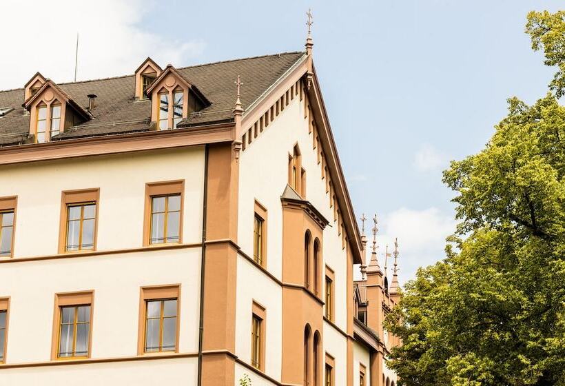 Odelya Hotel & Naturgarten Basel City