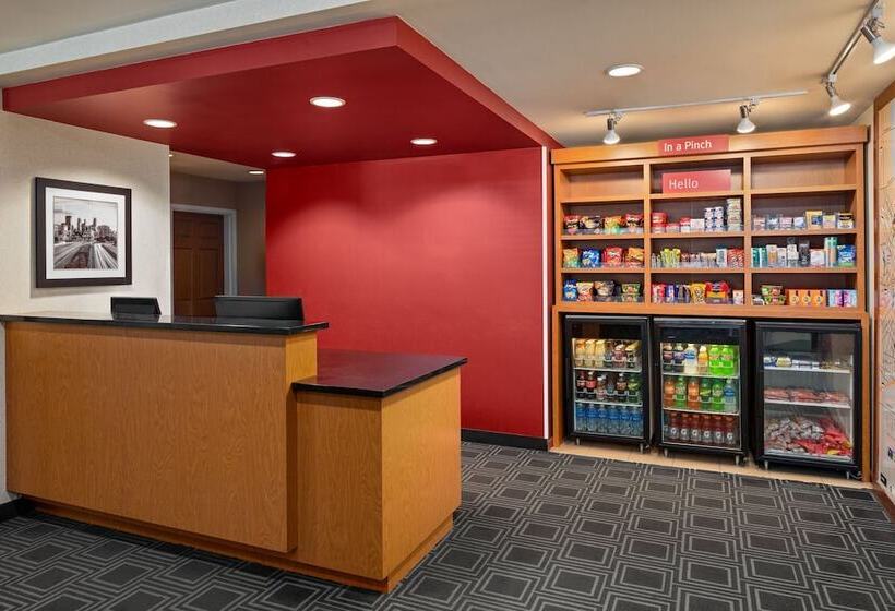 Отель Towneplace Suites By Marriott Minneapolis Downtown/north Loop