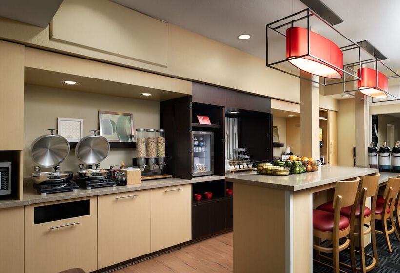 فندق Towneplace Suites By Marriott San Jose Cupertino