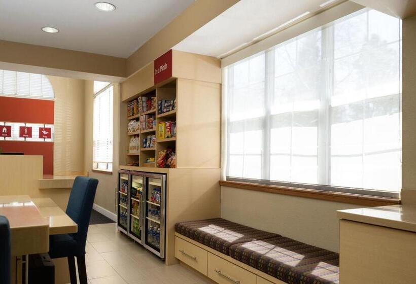 فندق Towneplace Suites By Marriott San Jose Cupertino