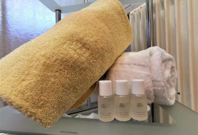 ホテル Walliserhof Leukerbad Therme