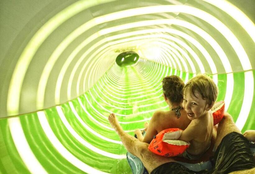 ホテル Walliserhof Leukerbad Therme