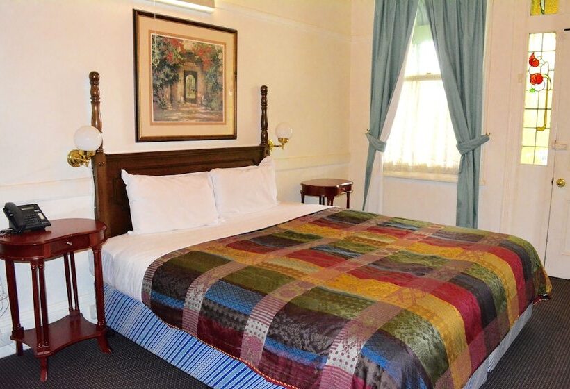 Magnolia Court Boutique Hotel Melbourne