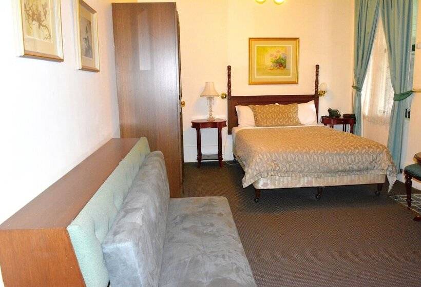 Magnolia Court Boutique Hotel Melbourne