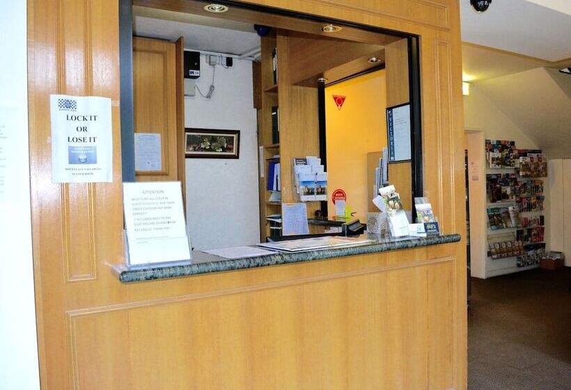 Magnolia Court Boutique Hotel Melbourne