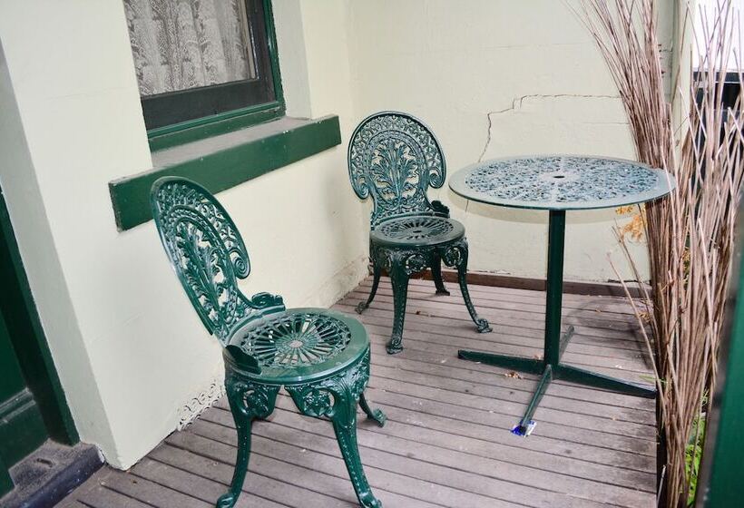 Magnolia Court Boutique Hotel Melbourne