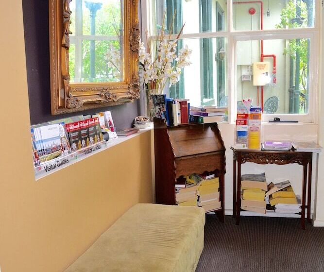 Magnolia Court Boutique Hotel Melbourne