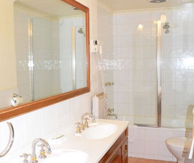 Magnolia Court Boutique Hotel Melbourne