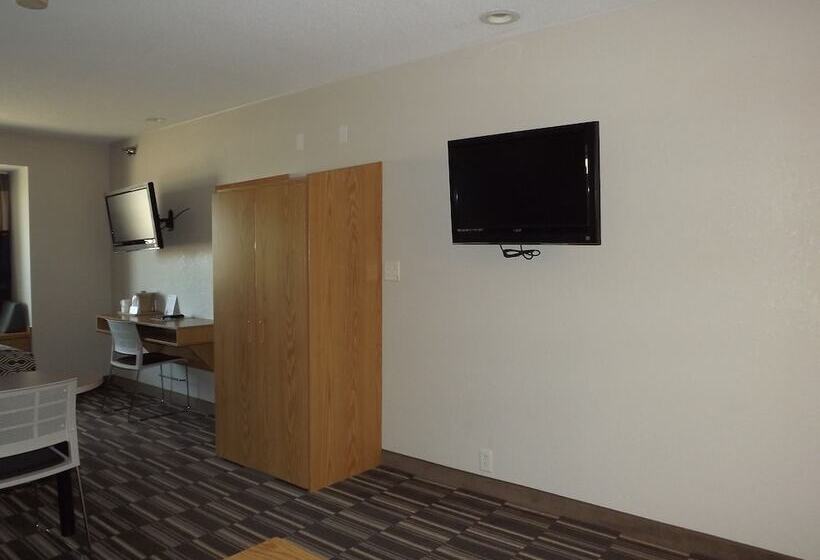 Microtel Inn And Suites   Ames