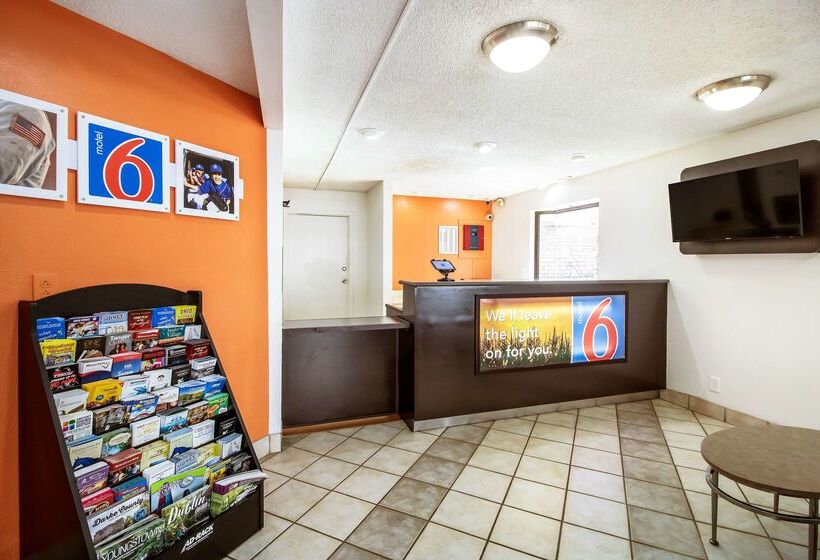 Motel 6dayton, Oh  Englewood