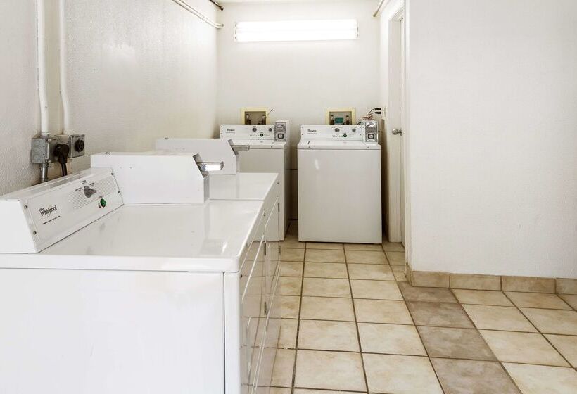 Motel 6dayton, Oh  Englewood