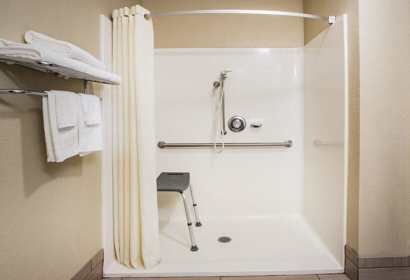 فندق على الطريق Super 8 By Wyndham Remington