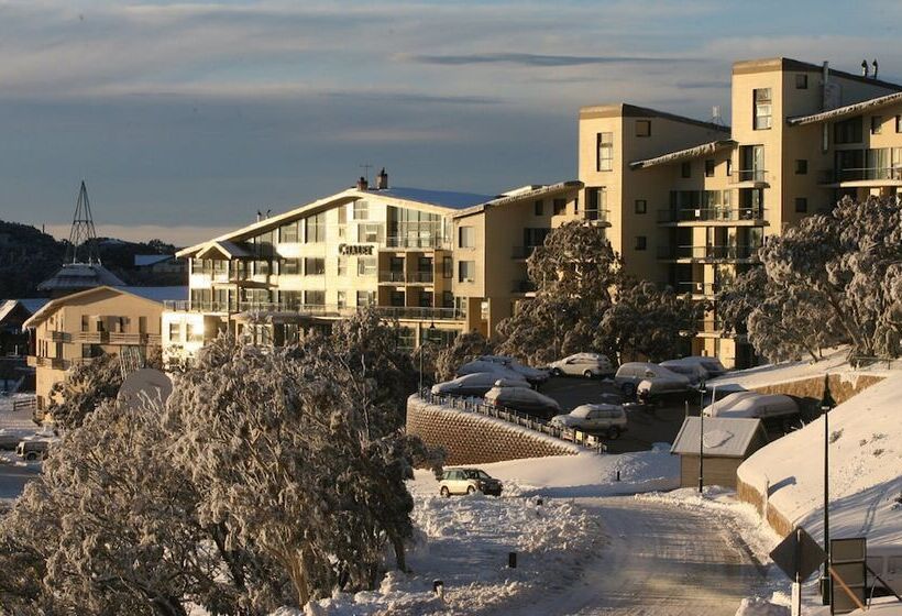 Mt Buller Chalet Hotel & Suites