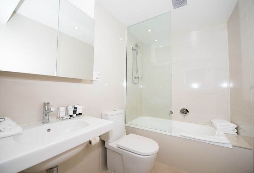 Mt Buller Chalet Hotel & Suites