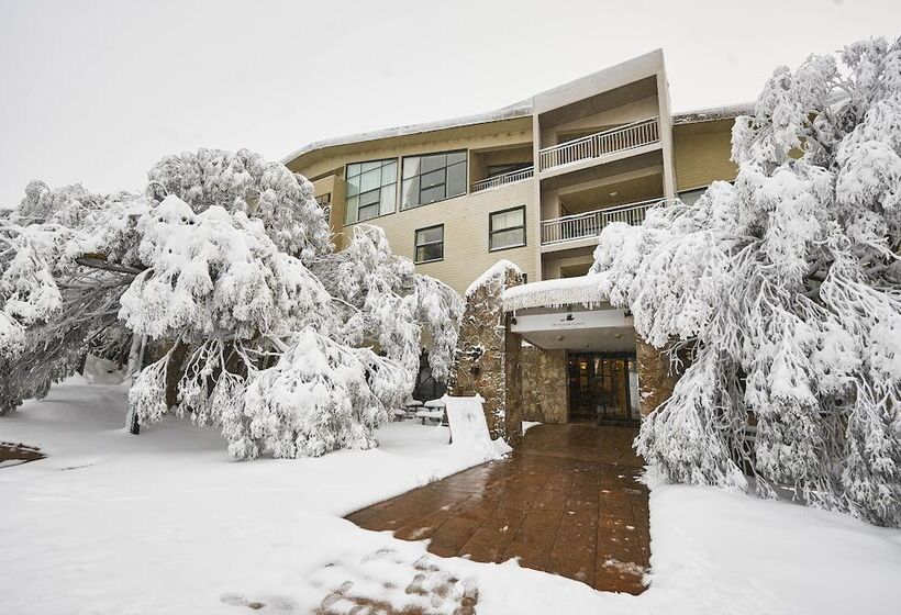 Mt Buller Chalet Hotel & Suites