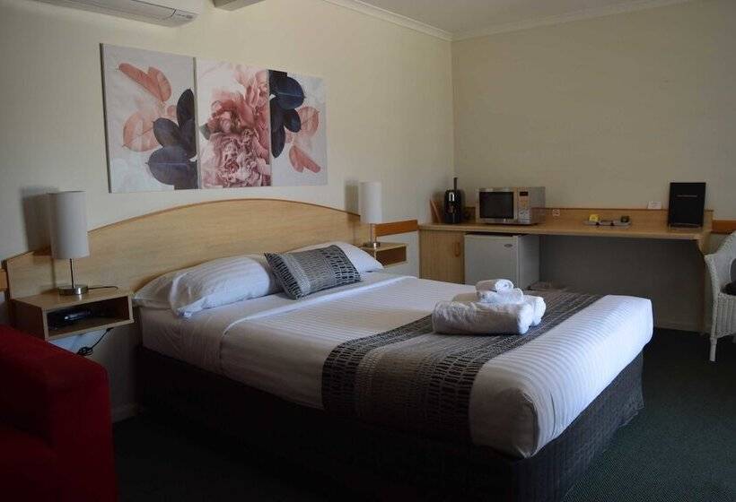 Warwick Vines Motel