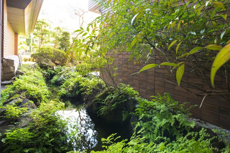 Отель Forest Resort Yunosato Sugina