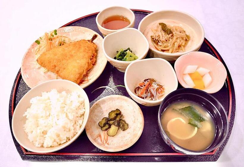 酒店 Hiroshima Ekimae Universal