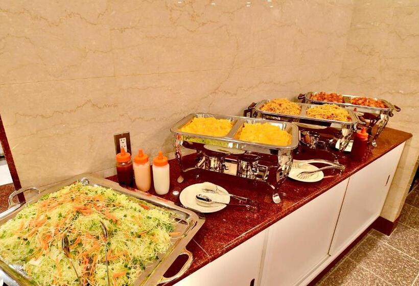 Kyoto Universal Hotel Karasuma