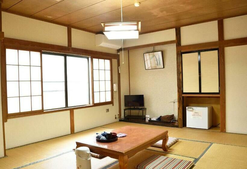 فندق Nishidani Onsen Chuseikan