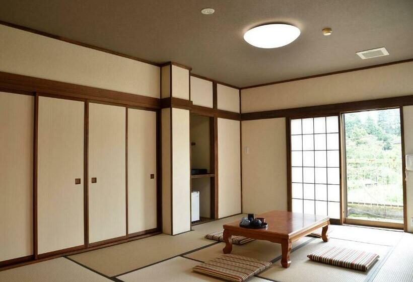 فندق Nishidani Onsen Chuseikan