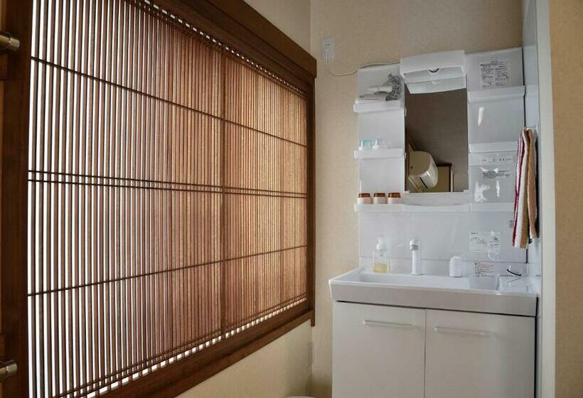 בית מלון כפרי Nishidani Onsen Chuseikan