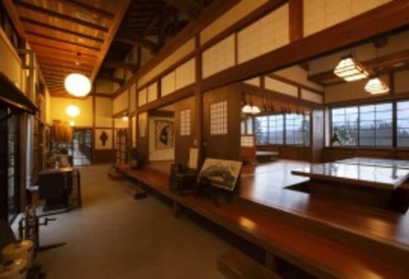 Отель Sanbe Onsen Kokumin Shukusha Sanbesou