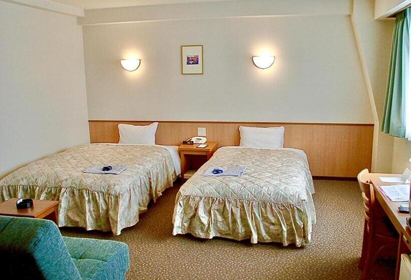 فندق Yonago Universal