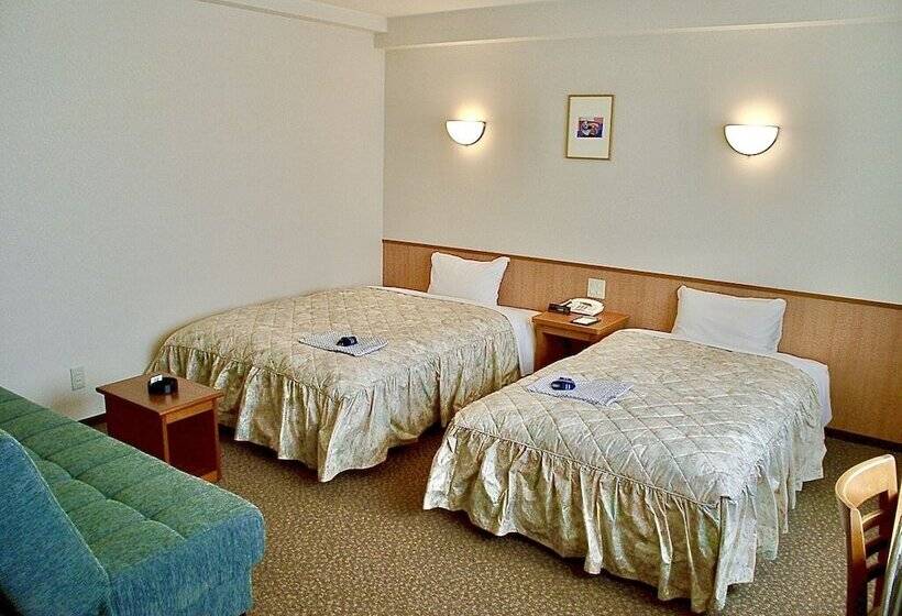 فندق Yonago Universal