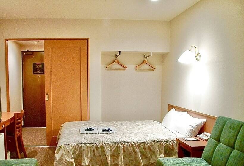 فندق Yonago Universal