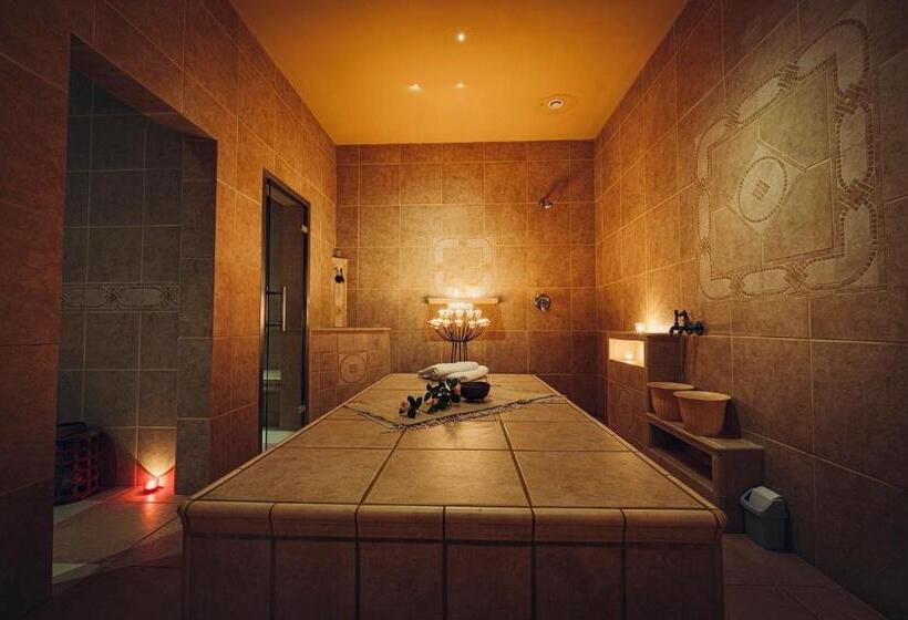 Pohorje Village Wellbeing Resort   Wellness & Spa Hotel Bolfenk