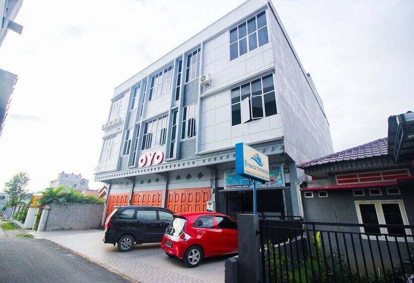 Отель B'rasco Homestay