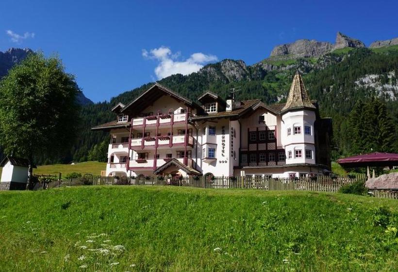 Отель Albergo Conturina