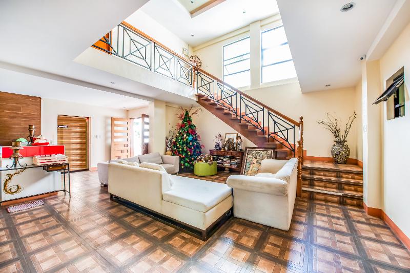 호텔 Modern Peak Suites & Resorts By Oyo Rooms