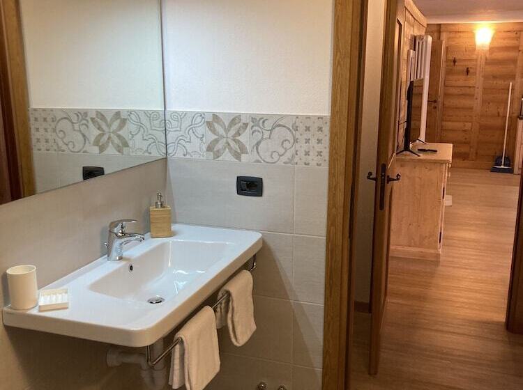 فندق Residence Château Royal   Self Catering