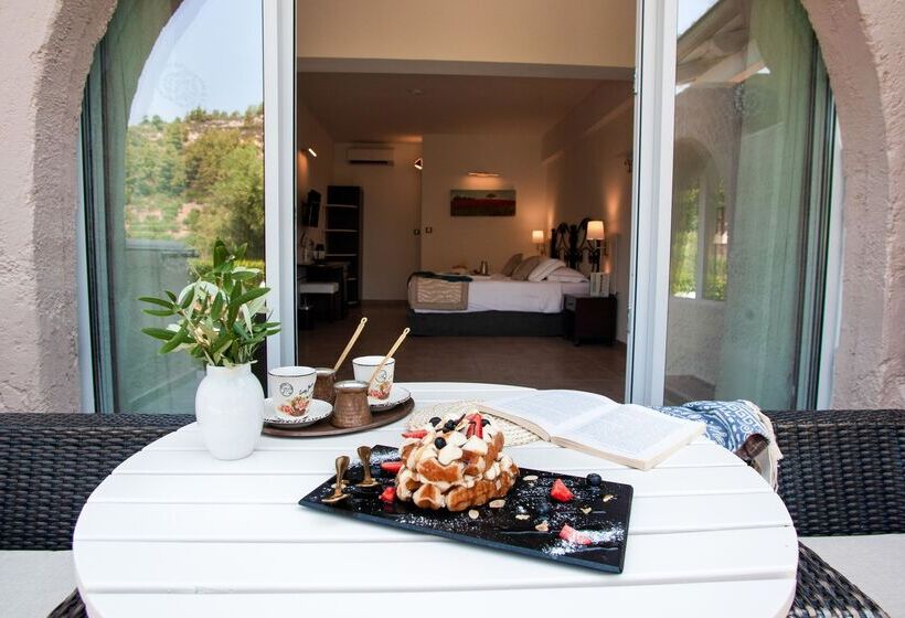 Acrotel Athena Pallas