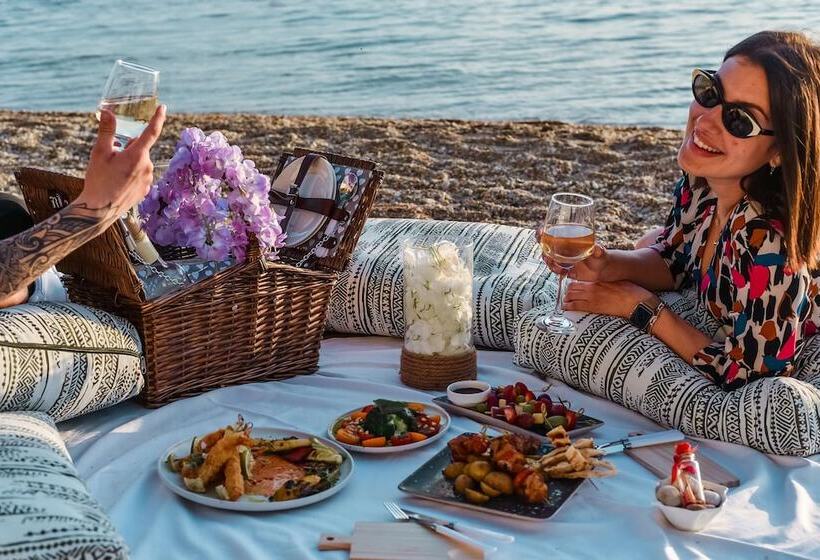 Acrotel Athena Pallas