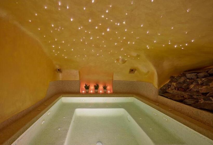 Andromeda Villas & Spa Resort