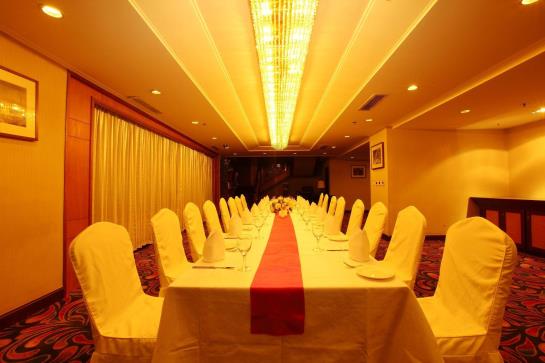 Central Plaza Hotel Dalian