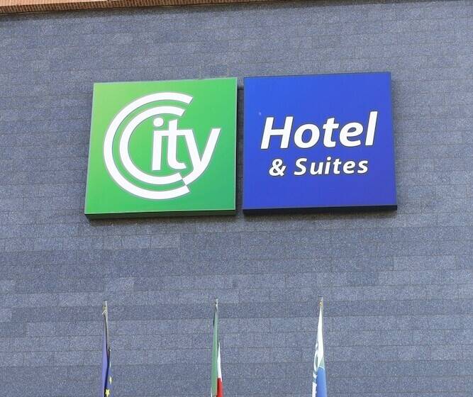 City Hotel & Suites