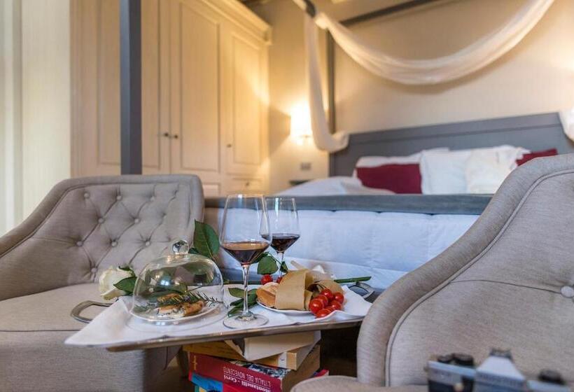 Cortona Resort & Spa