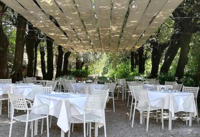 Cortona Resort & Spa