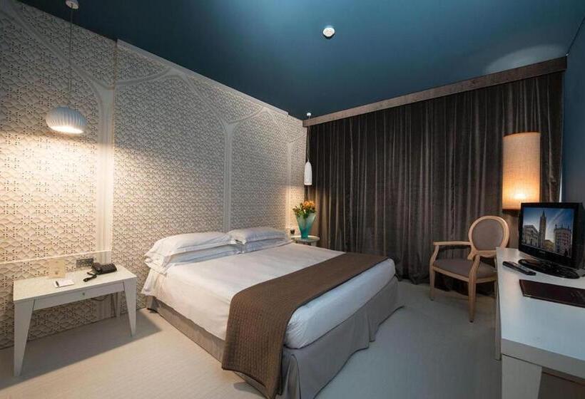 Grand Hotel De La Ville