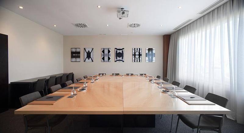 Ac Hotel Huelva By Marriott