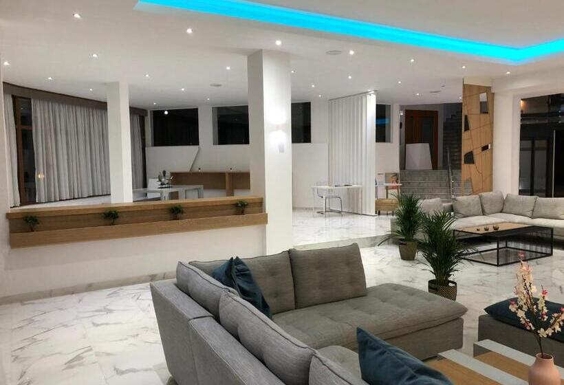 בית מלון כפרי Akti Ouranoupoli Beach Resort