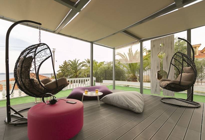 בית מלון כפרי Akti Ouranoupoli Beach Resort